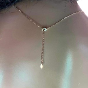 Chaine avec pendentif